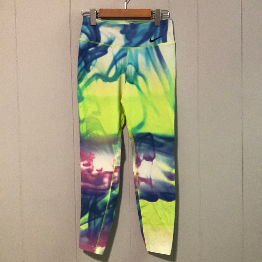 Nike Dri-Fit ⅞ Leggings